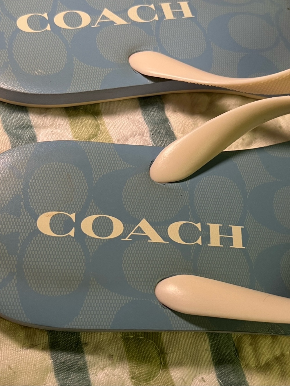 Coach Light Blue Zac Signature Logo Flip Flops with Cream Straps - Picture 5 of 6